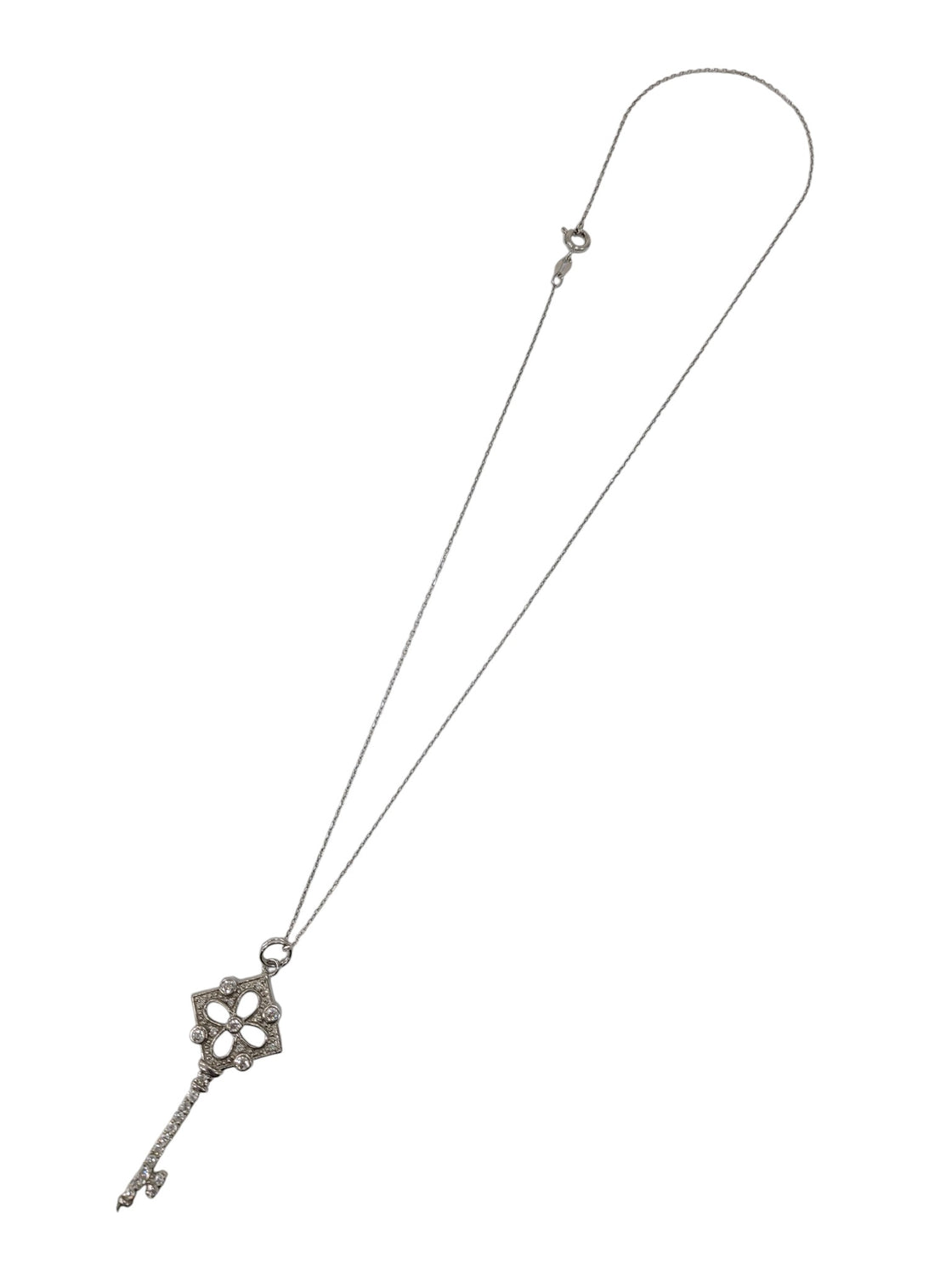 Collar de plata (925)
