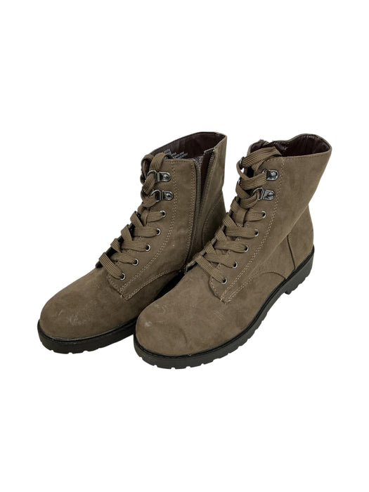 Bota 7.5 (KELLY & KATIE)