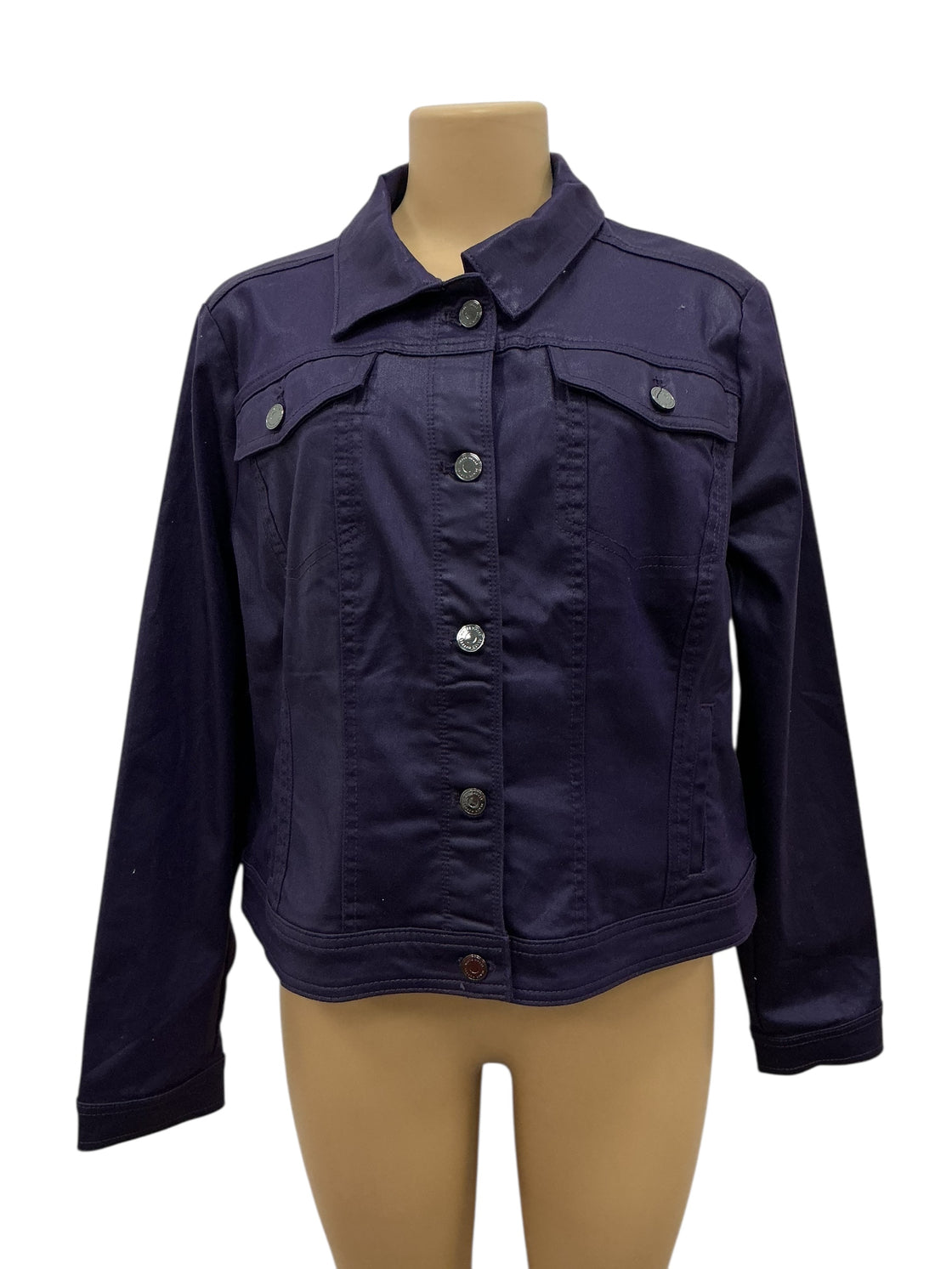 Chumpa 16 (WHITE HOUSE BLACK MARKET)