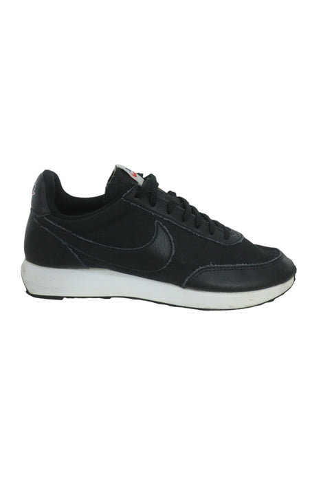 Tenis 6.5 (NIKE)