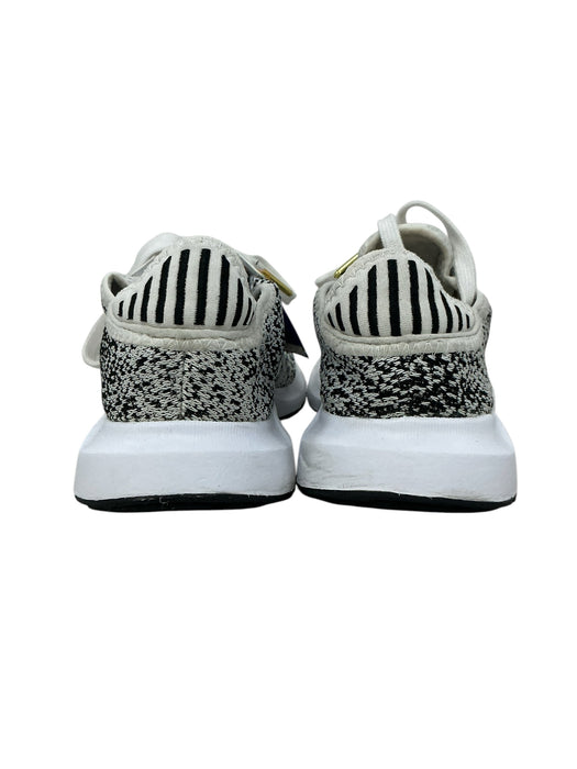 Tenis 6.5 (ADIDAS)