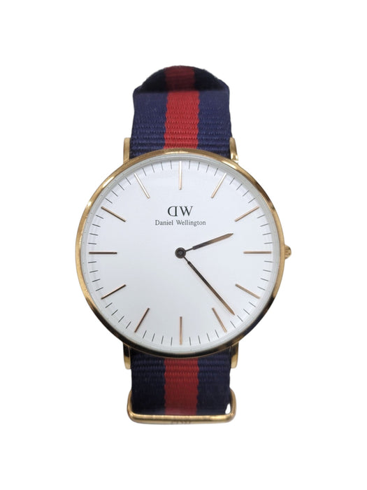 Reloj Análogo(DANIEL WELLINGTON)