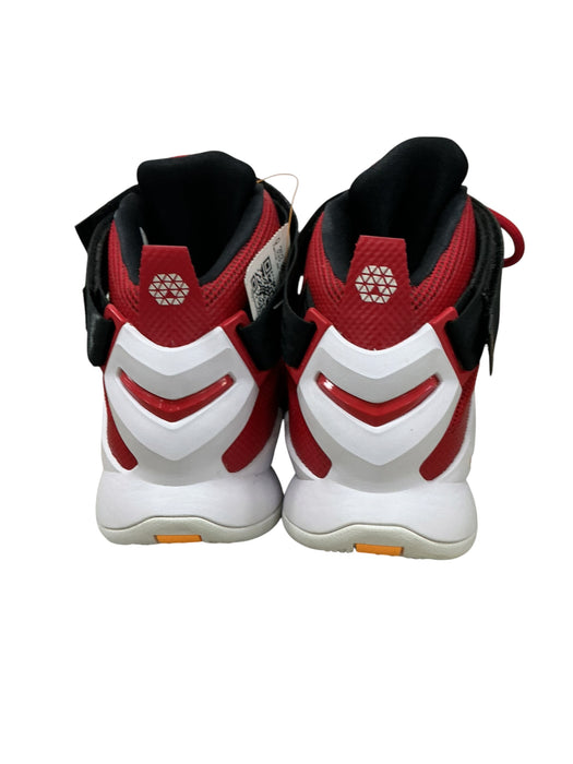 Tenis 11