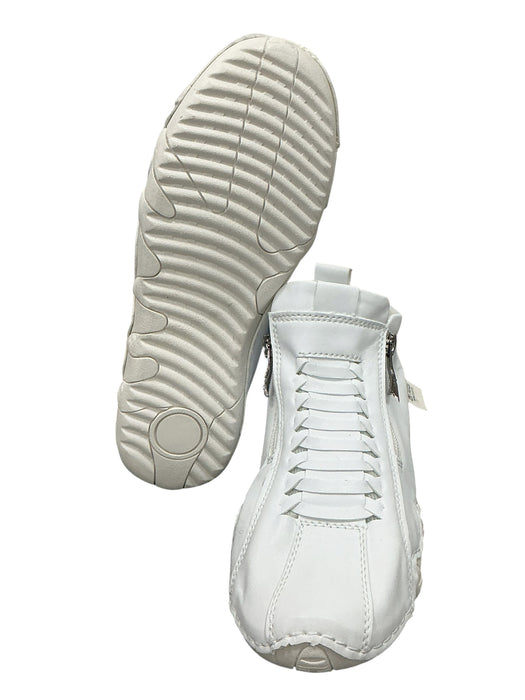 Tenis