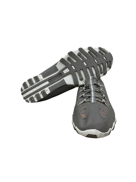 Tenis