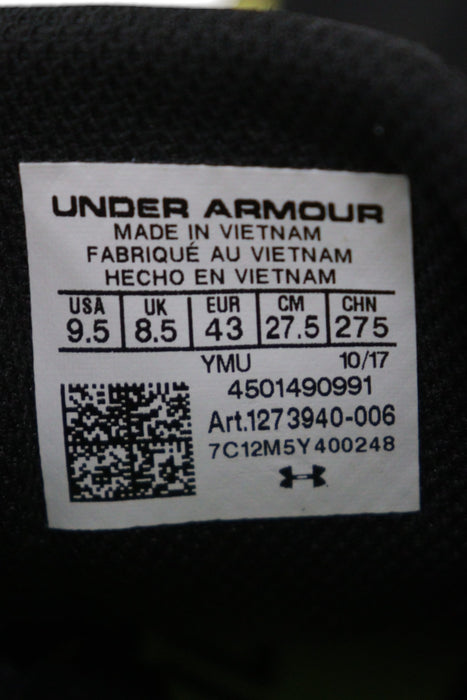 Tenis 9.5 (UNDER ARMOUR)