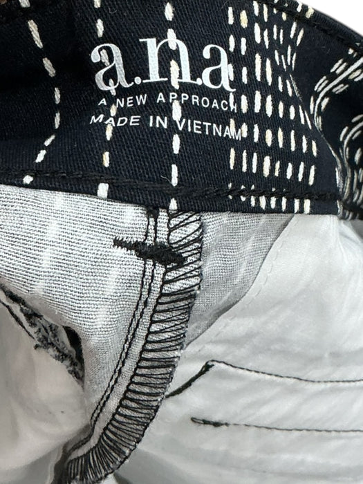 Short 14 (ANA)