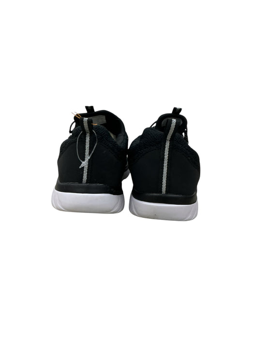 Tenis 8.5
