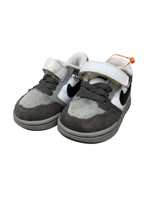 Tenis para bebé 2C(NIKE)