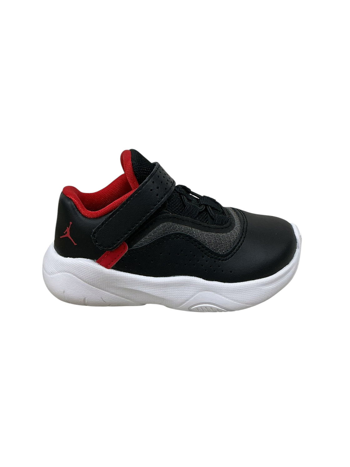 Tenis para bebé 6C (JORDAN)