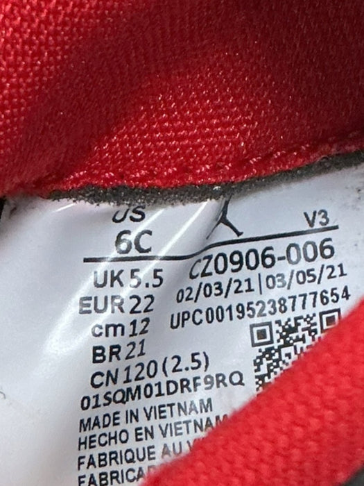 Tenis para bebé 6C (JORDAN)