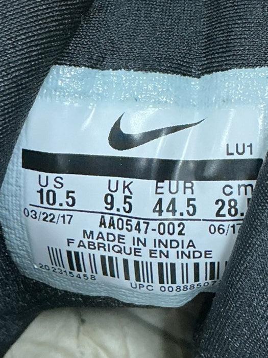 Zapato 10.5 (NIKE)