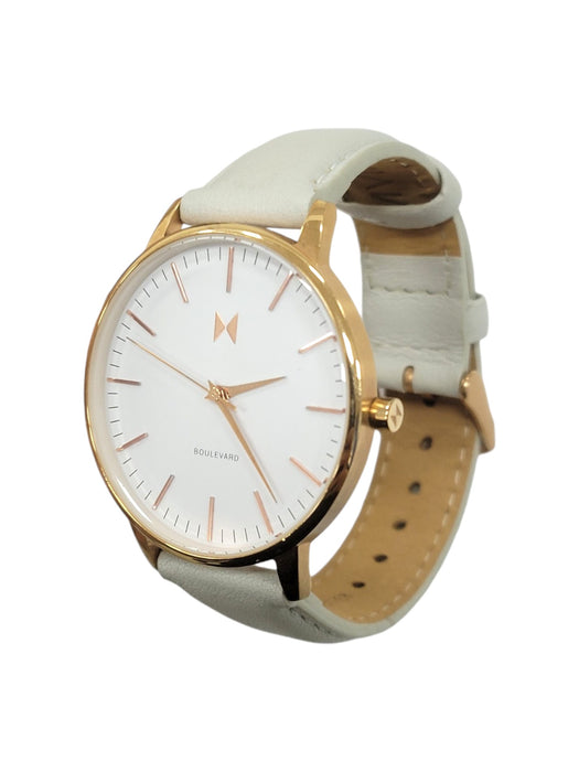 Reloj (MVMT)