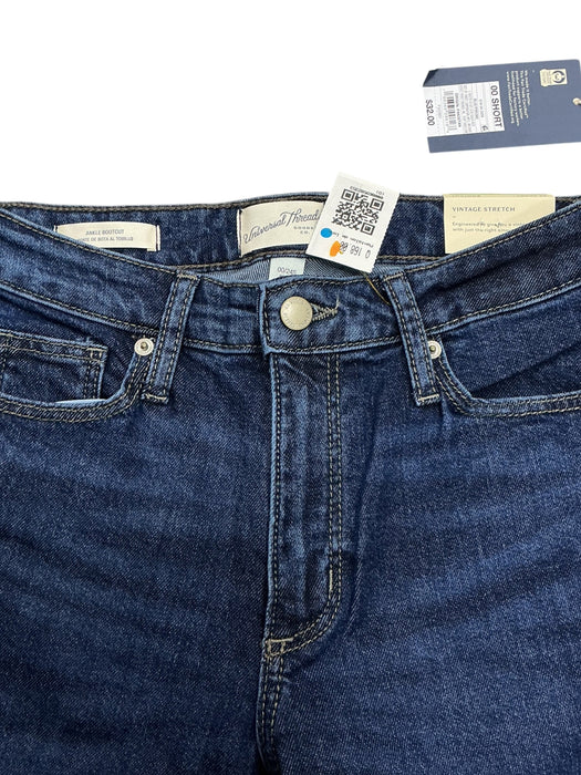 Pantalón 00 (UNIVERSAL THREAD)