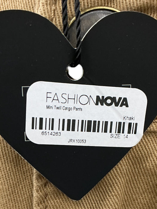 Pantalón 14 (FASHION NOVA)