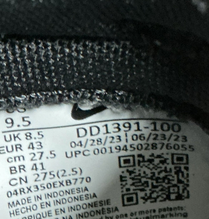 Tenis 9.5 (NIKE)