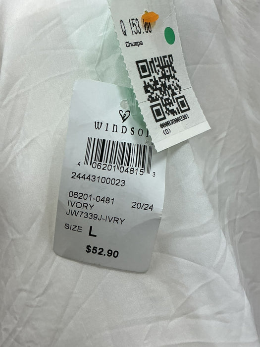 Chumpa L (WINDSORTSTORE)