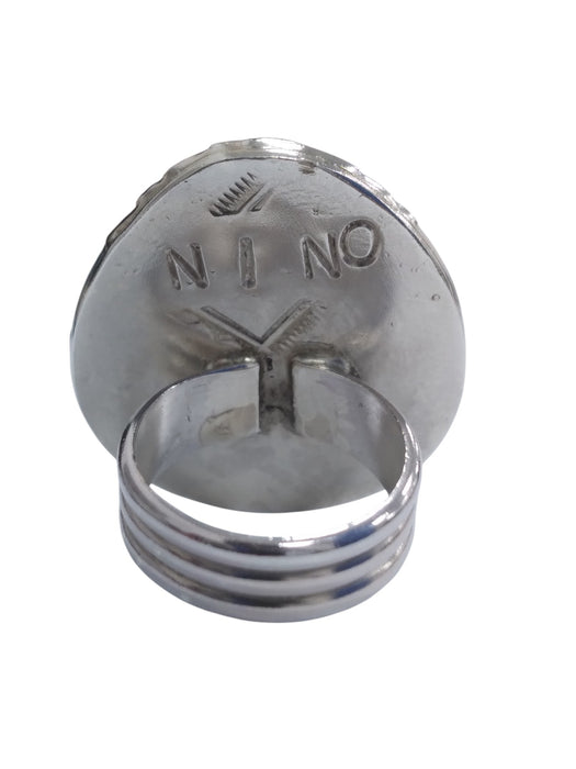 Anillo de plata
