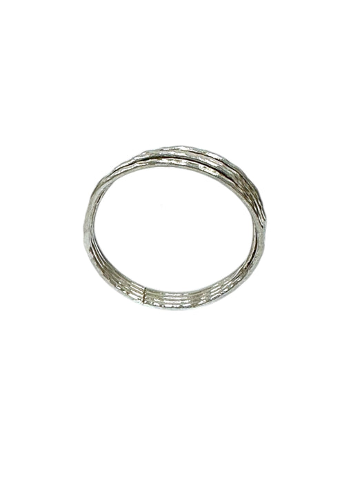Anillo de plata