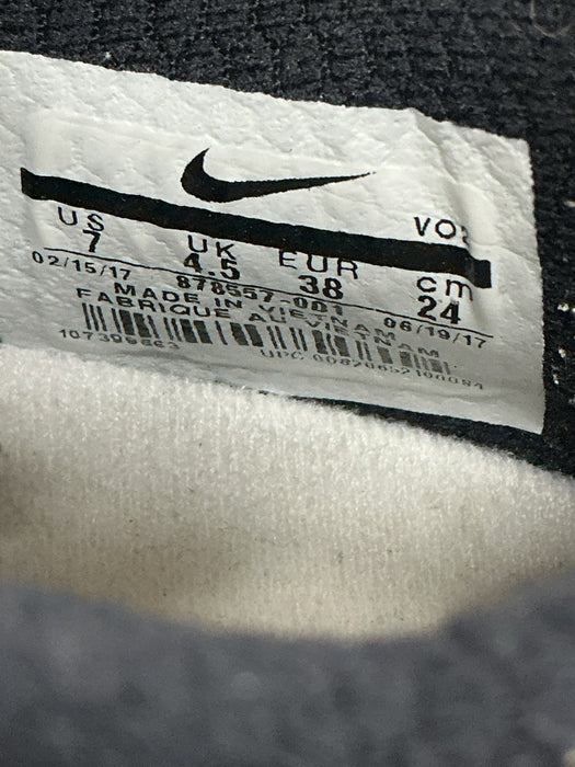 Tenis 7 (NIKE)