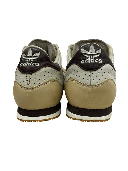 Tenis 8.5 (ADIDAS)