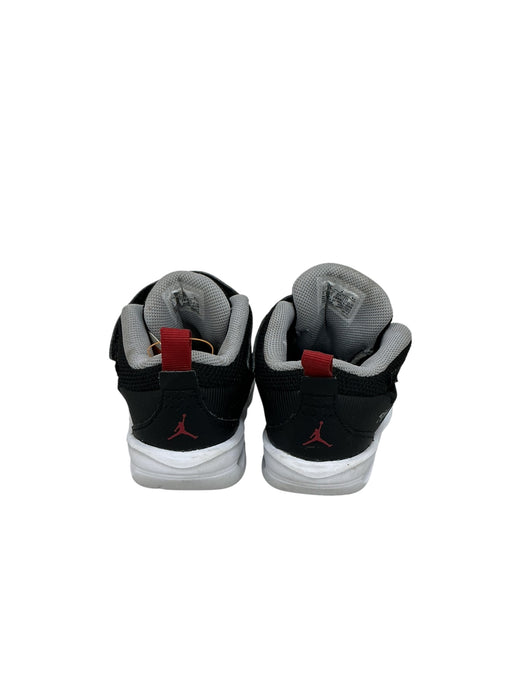Tenis para niñ@ 6C (JORDAN)