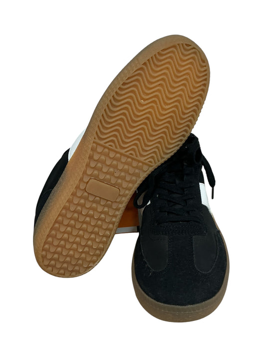 Tenis