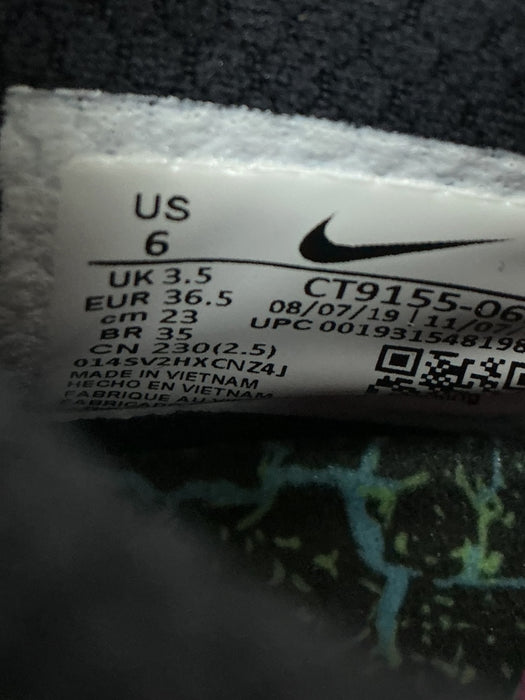 Tenis 6 (NIKE)