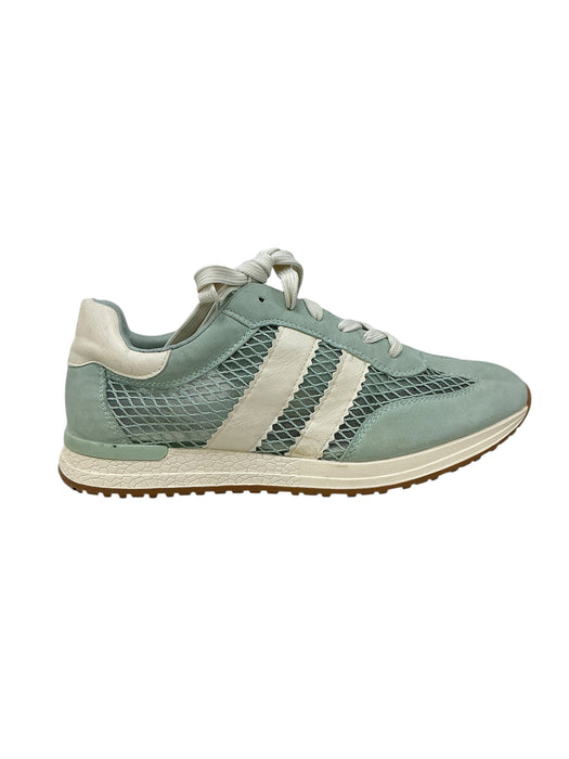 Tenis 8.5
