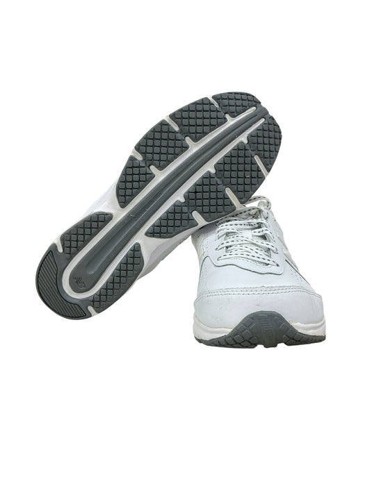 Tenis 8 (NEW BALANCE)