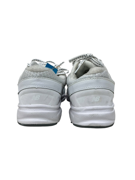 Tenis 8 (NEW BALANCE)