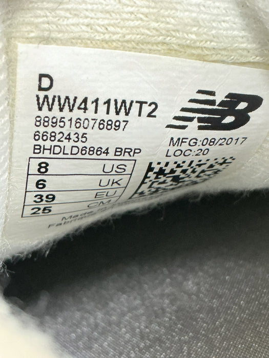 Tenis 8 (NEW BALANCE)