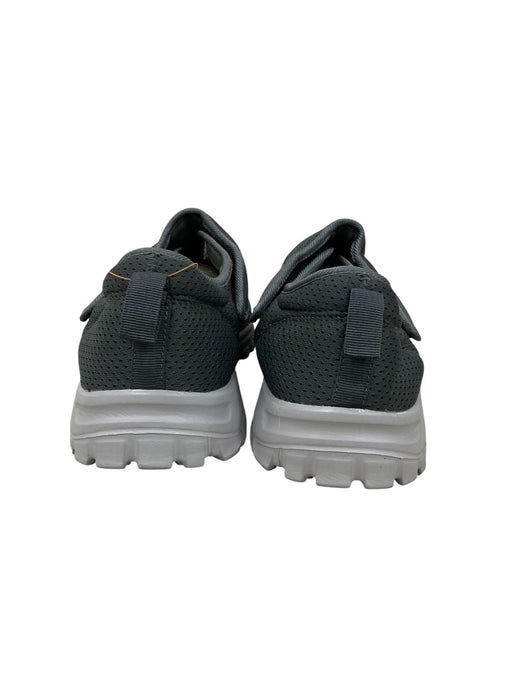 Tenis 44