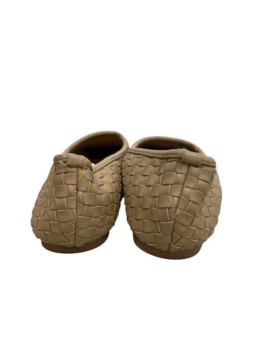 Zapato 6.5 (UNIVERSAL THREAD)