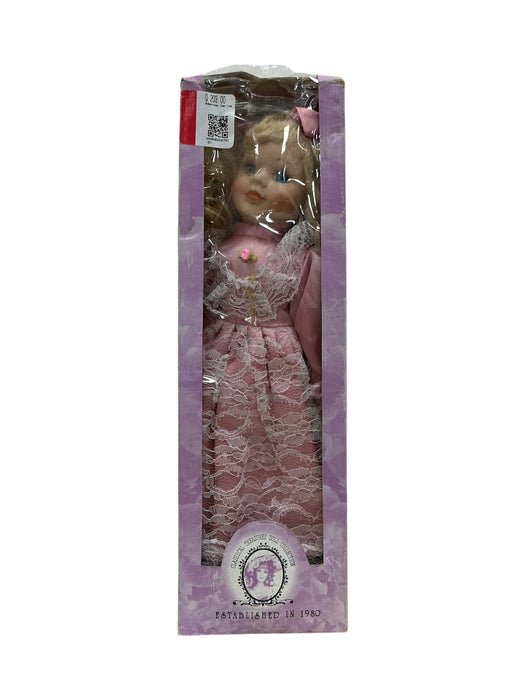 Muñeca (CLASSICAL TREASURES DOLL)