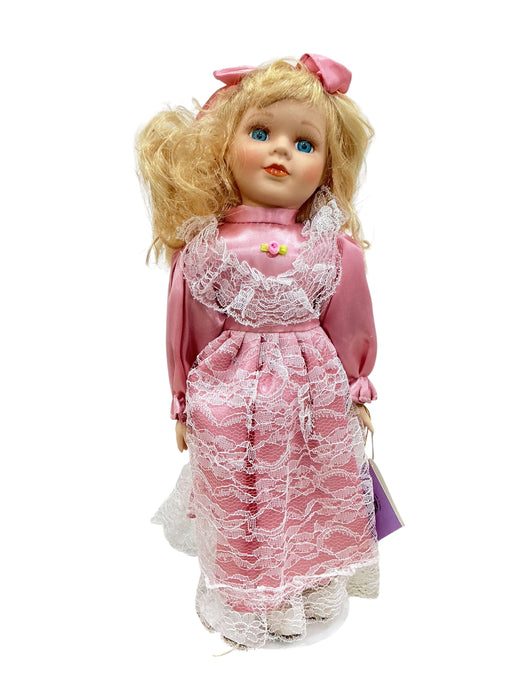 Muñeca (CLASSICAL TREASURES DOLL)