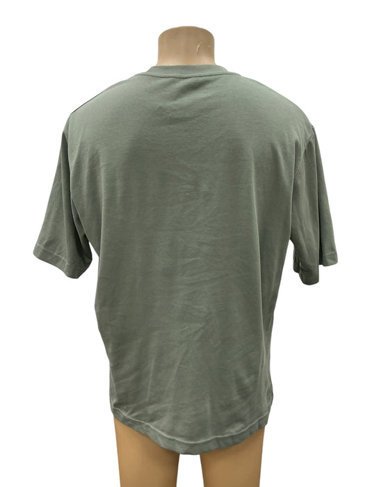 Playera L (UNIQLO)
