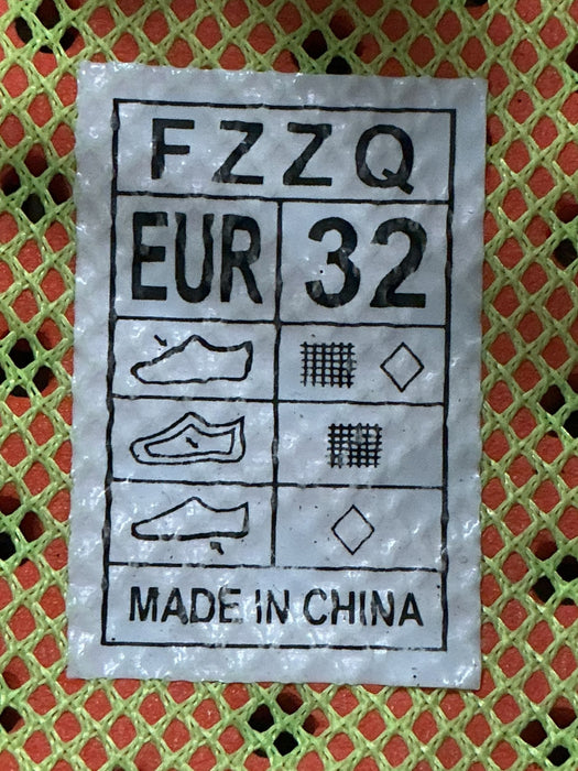 Zapatos de agua para niño