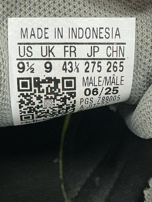 Tenis 9.5 (ADIDAS)