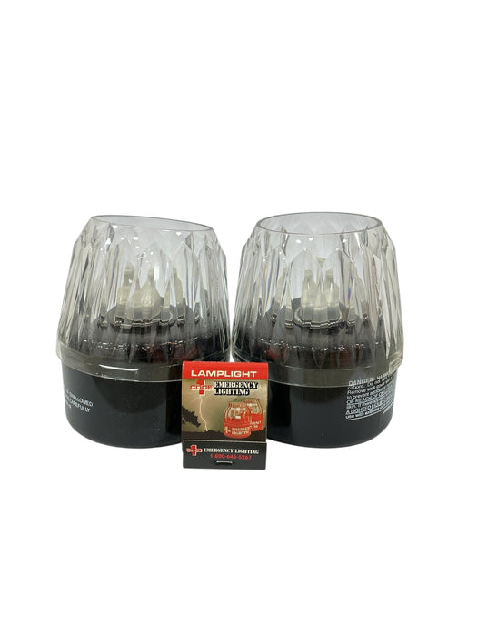 Kit emergencia Lamplight Farms - 2 lámparas de aceite negras con cubierta transparente facetada y libro de fósforos