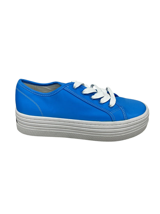 Tenis