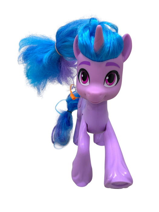 Izzy Moonbow (HASBRO)