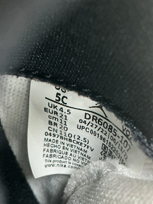 Tenis para bebé 5C (JORDAN)