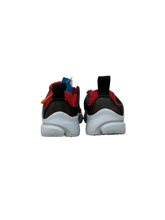 Tenis para bebé 2 (NIKE)
