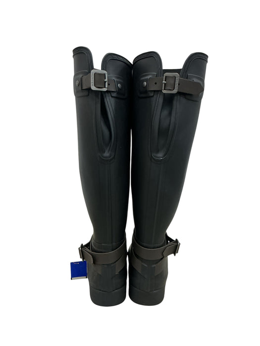 Bota 8 (HUNTER)