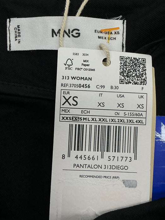 Pantalón XS (MNG)