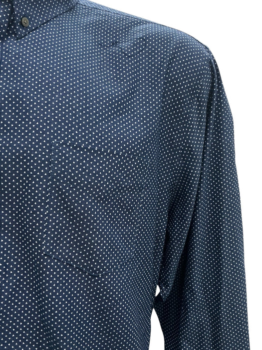 Camisa XL (UNTUCKIT)