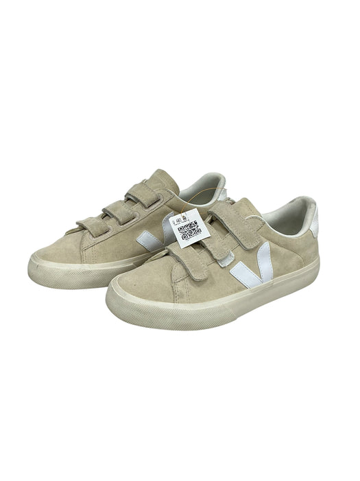 Tenis 8.5 (VEJA)