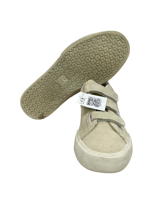 Tenis 8.5 (VEJA)