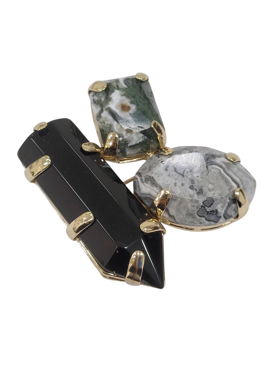 Broche de piedras